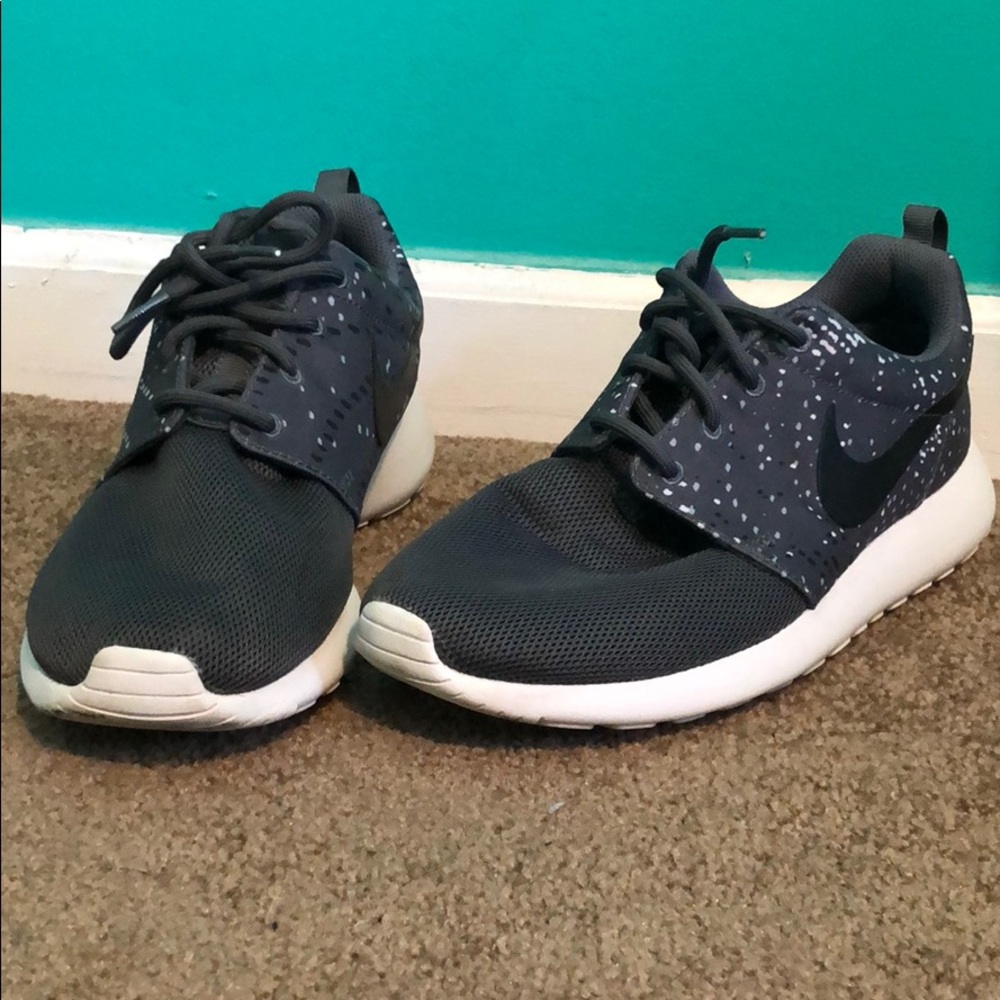 Nike Roshes